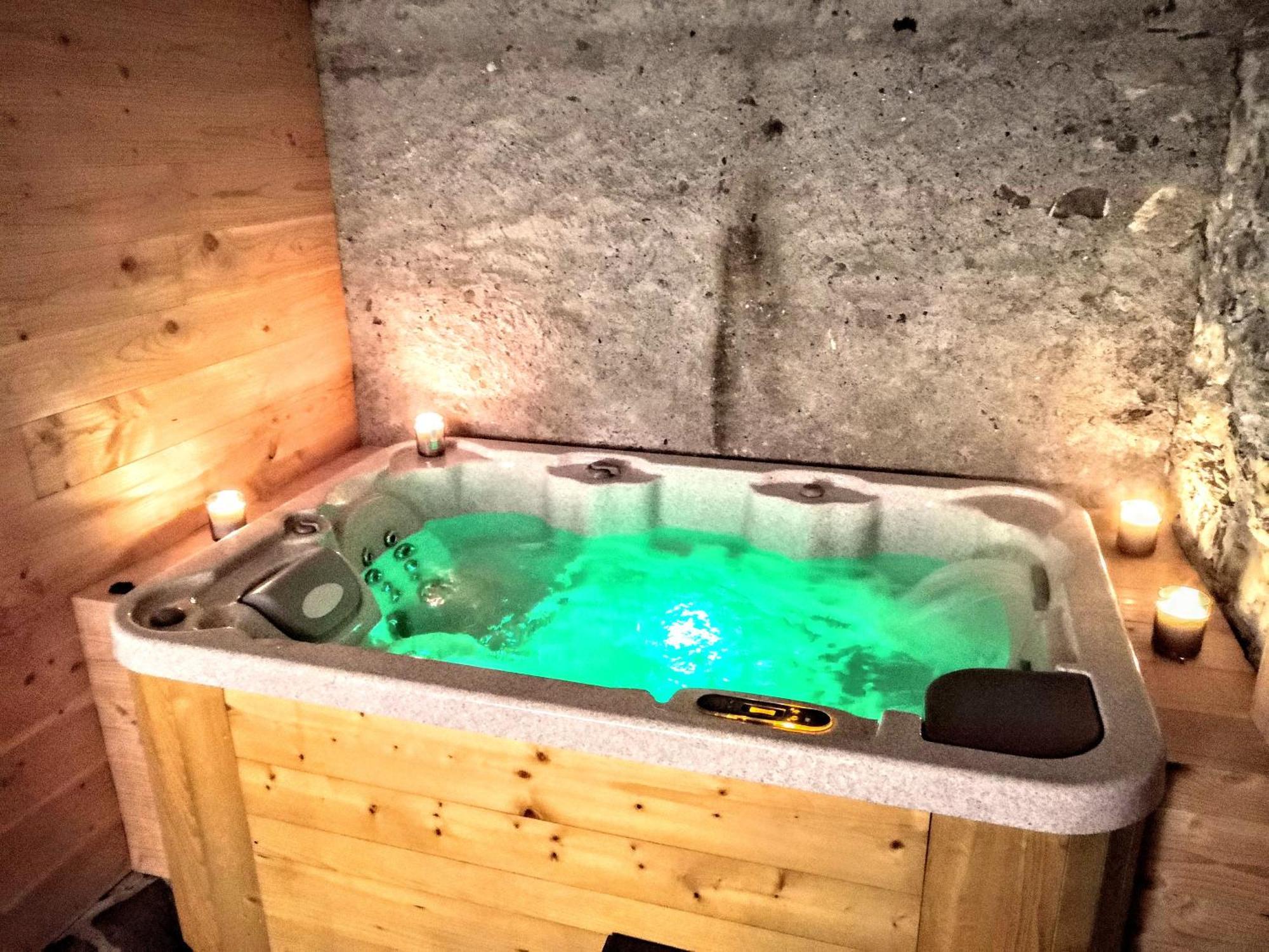 Chez Lucienne, Jacuzzi Et Sauna Samoëns Exterior foto